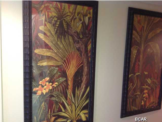 River Oaks Tennis Villas - Residential