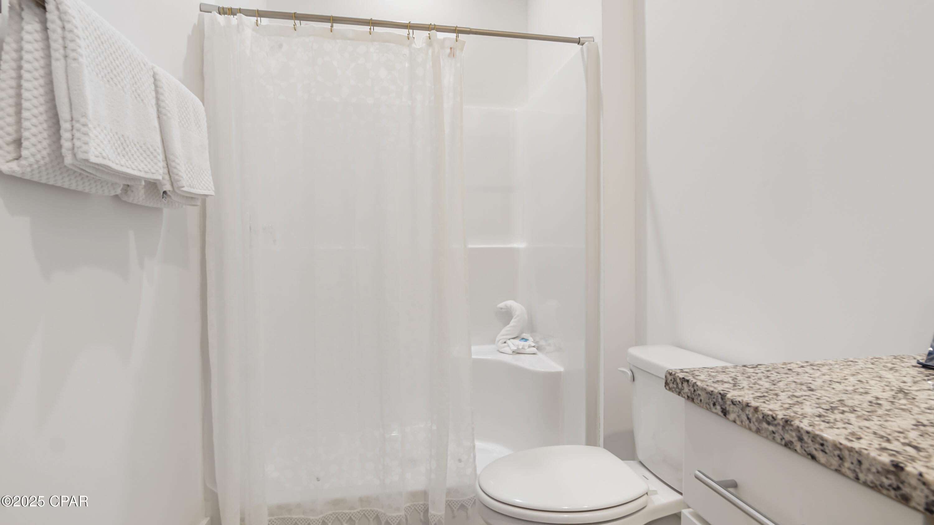 Lagoon Manor - Residential