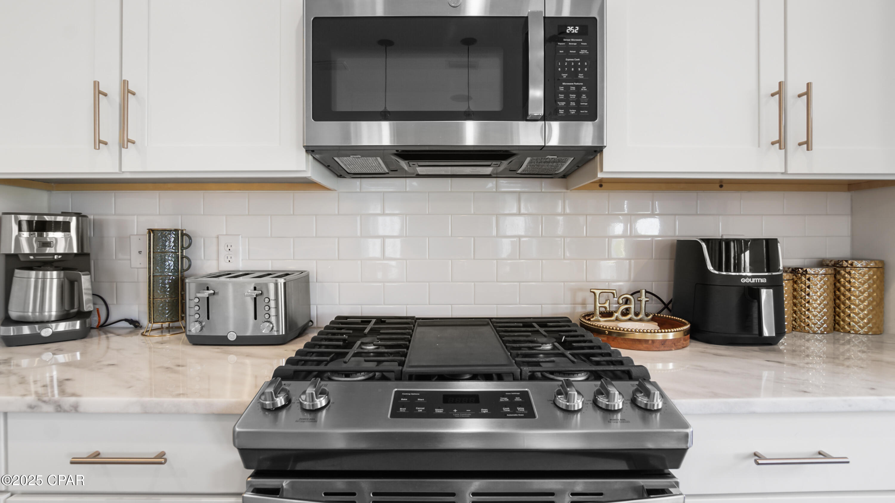 Lagoon Manor - Residential