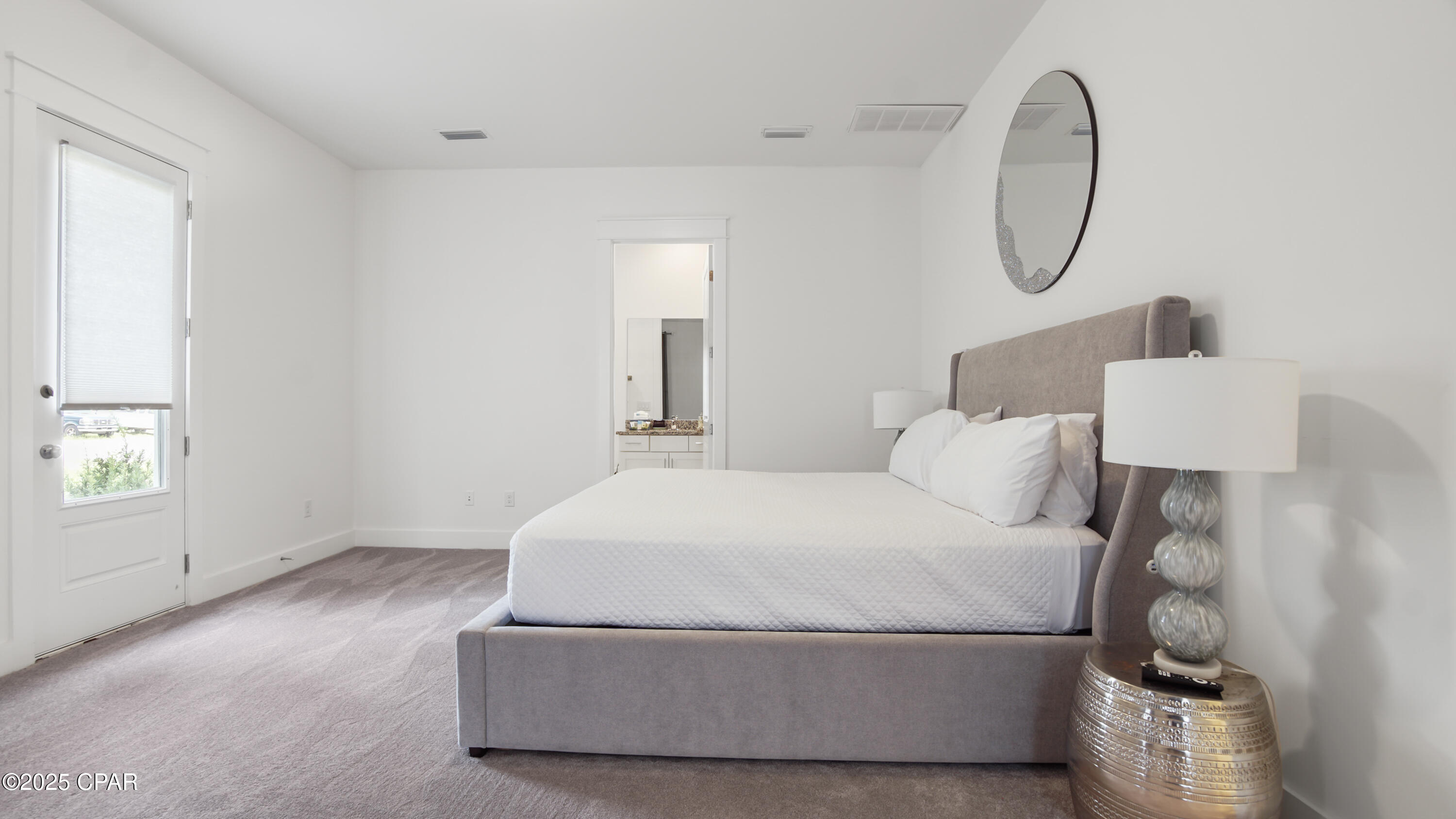 Lagoon Manor - Residential