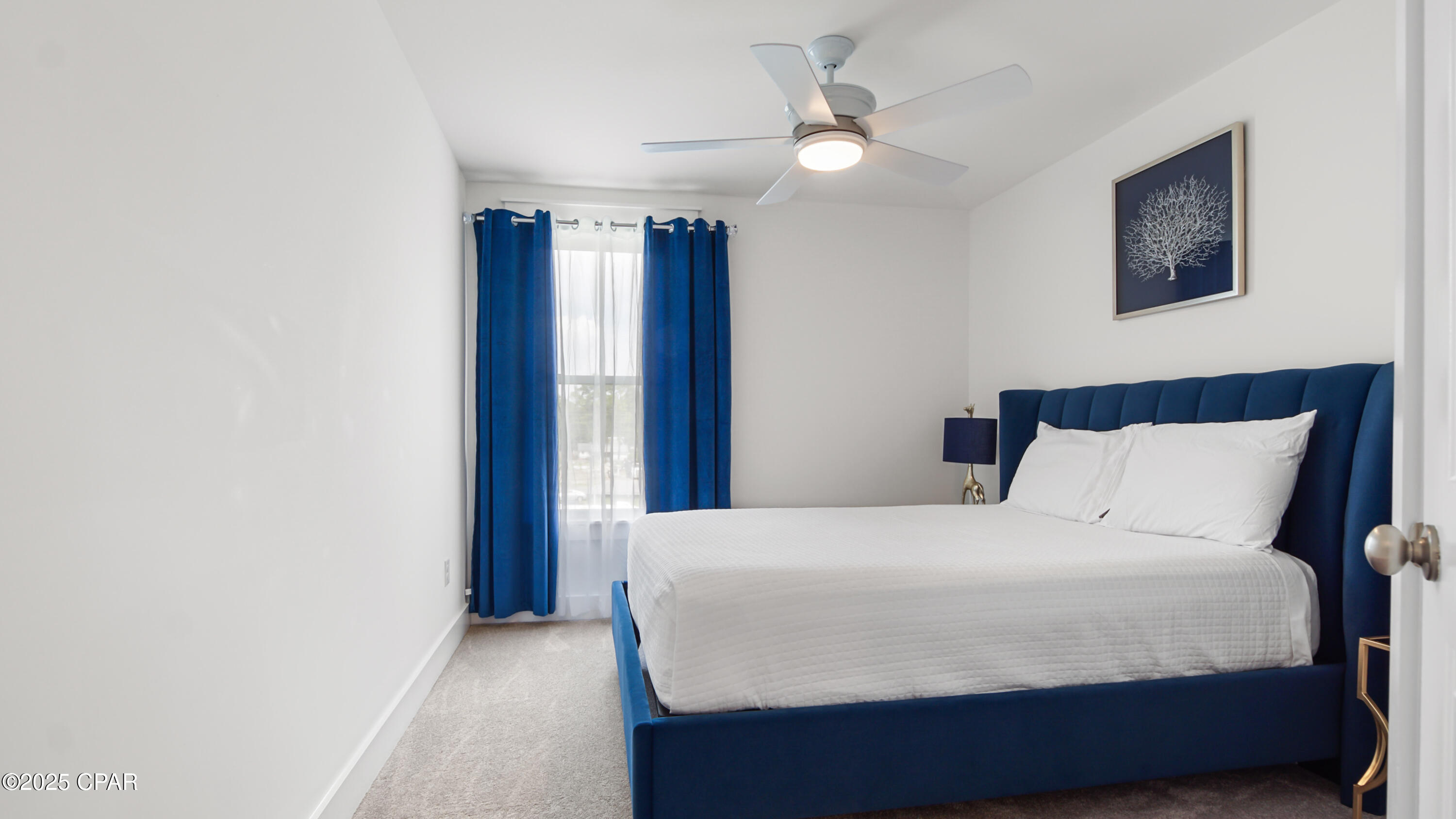 Lagoon Manor - Residential