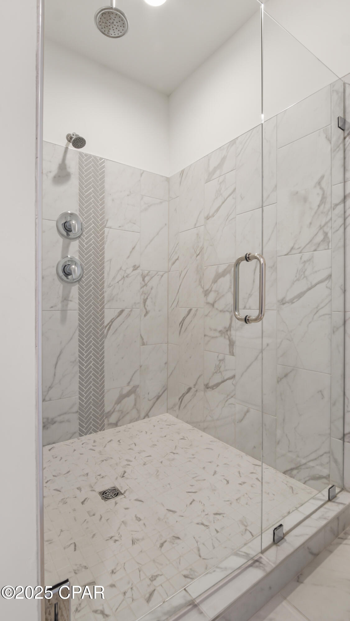 Lagoon Manor - Residential