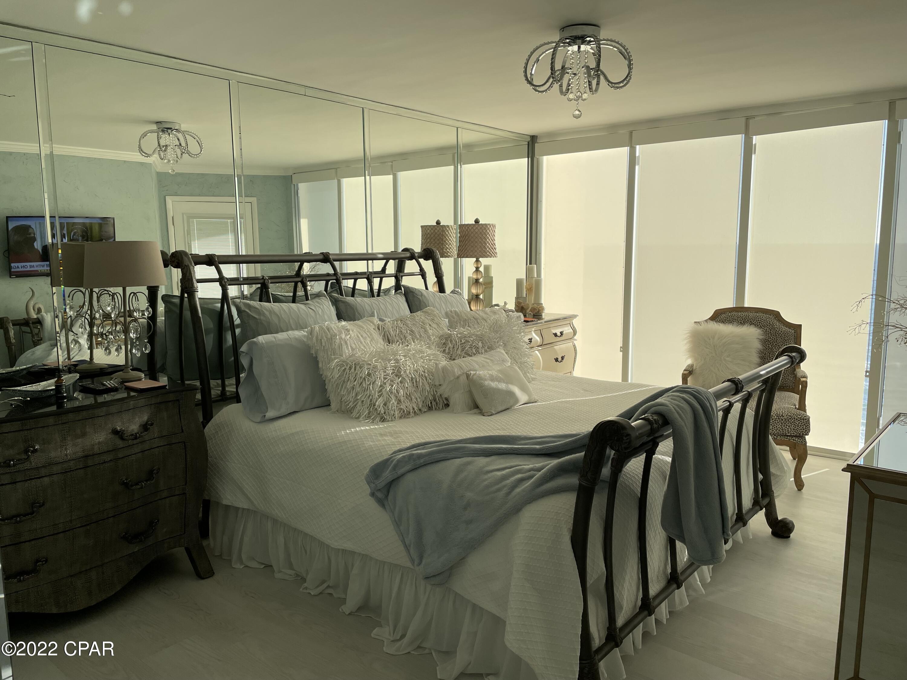 Long Beach Towers I - Residential