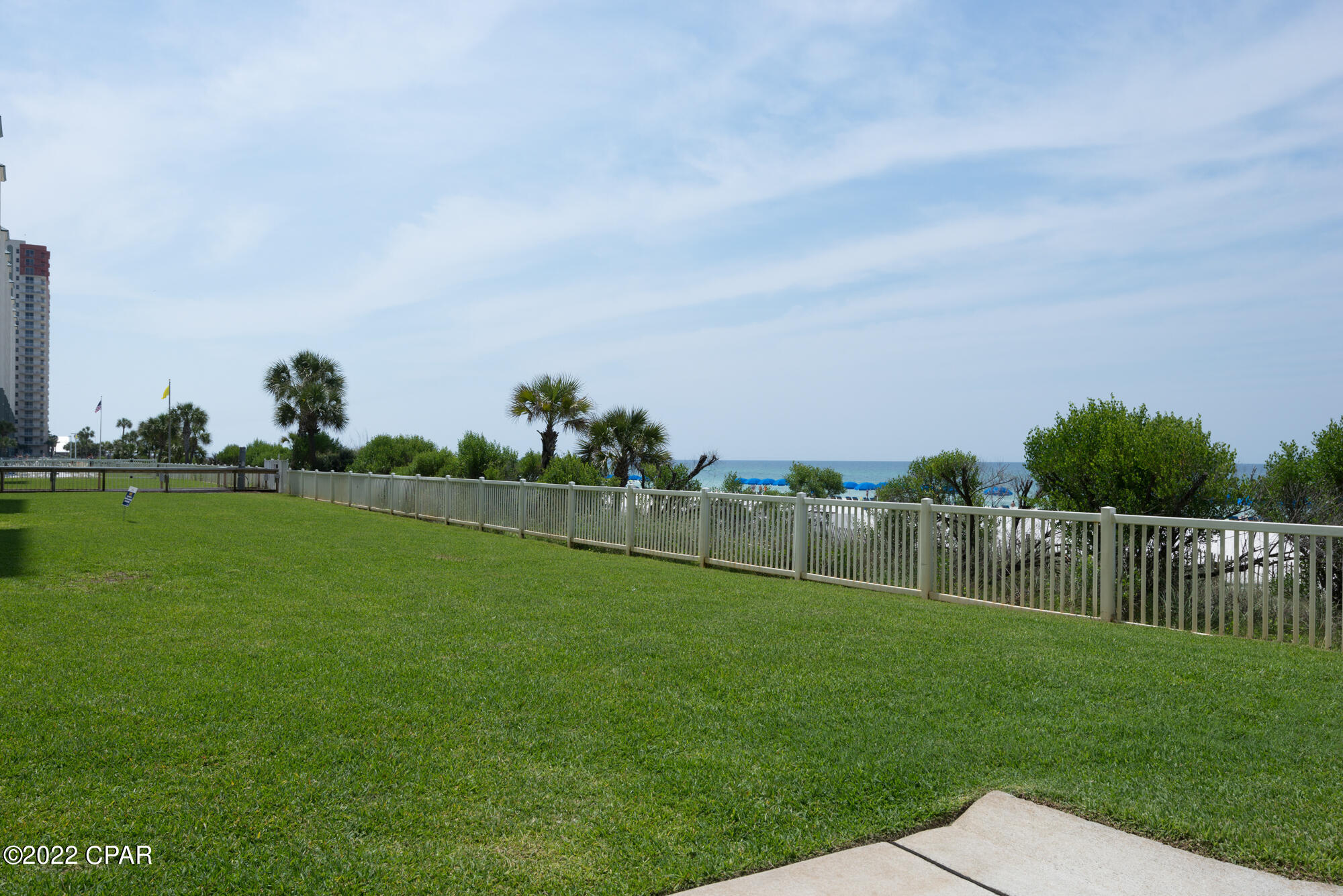 Long Beach Towers I - Residential