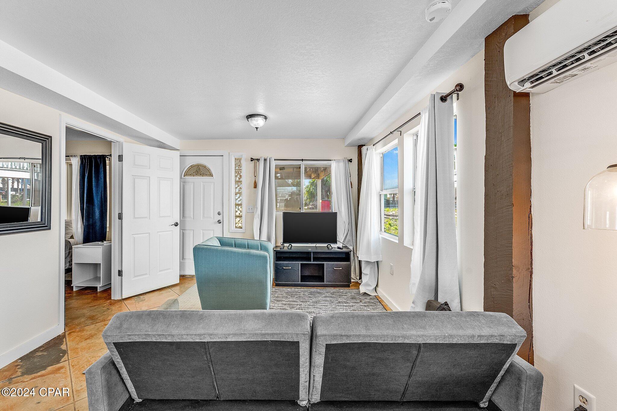 [No Recorded Subdiv] - Residential Lease