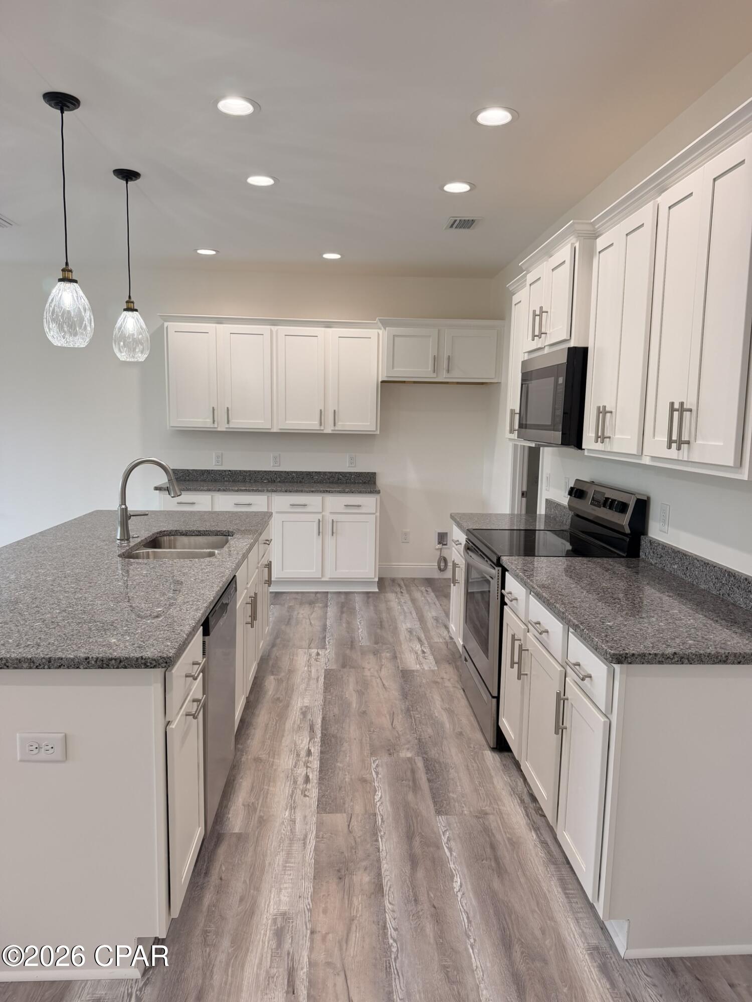 [No Recorded Subdiv] - Residential Lease