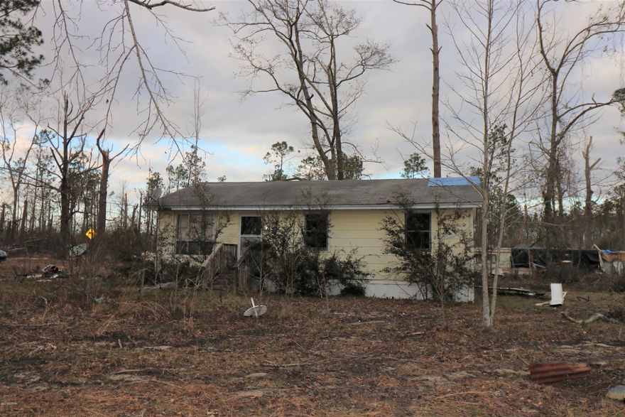Great Opportunity to have a Cozy home in the country at a very affordable price!  This home features 3 bedrooms, 1 bath, living room, open dining and kitchen.  Home is situated on approx. .307 of an acre in Fountain, FL. which is about 30 minutes from Panama City and surrounding area. Home does have some damage to roof and ceiling in one bedroom.  Seller makes no warranty on property or its contents and will not be making any additional repairs to the property. Buyer and or buyers agent should verify all information if important. Thank you for considering this home.