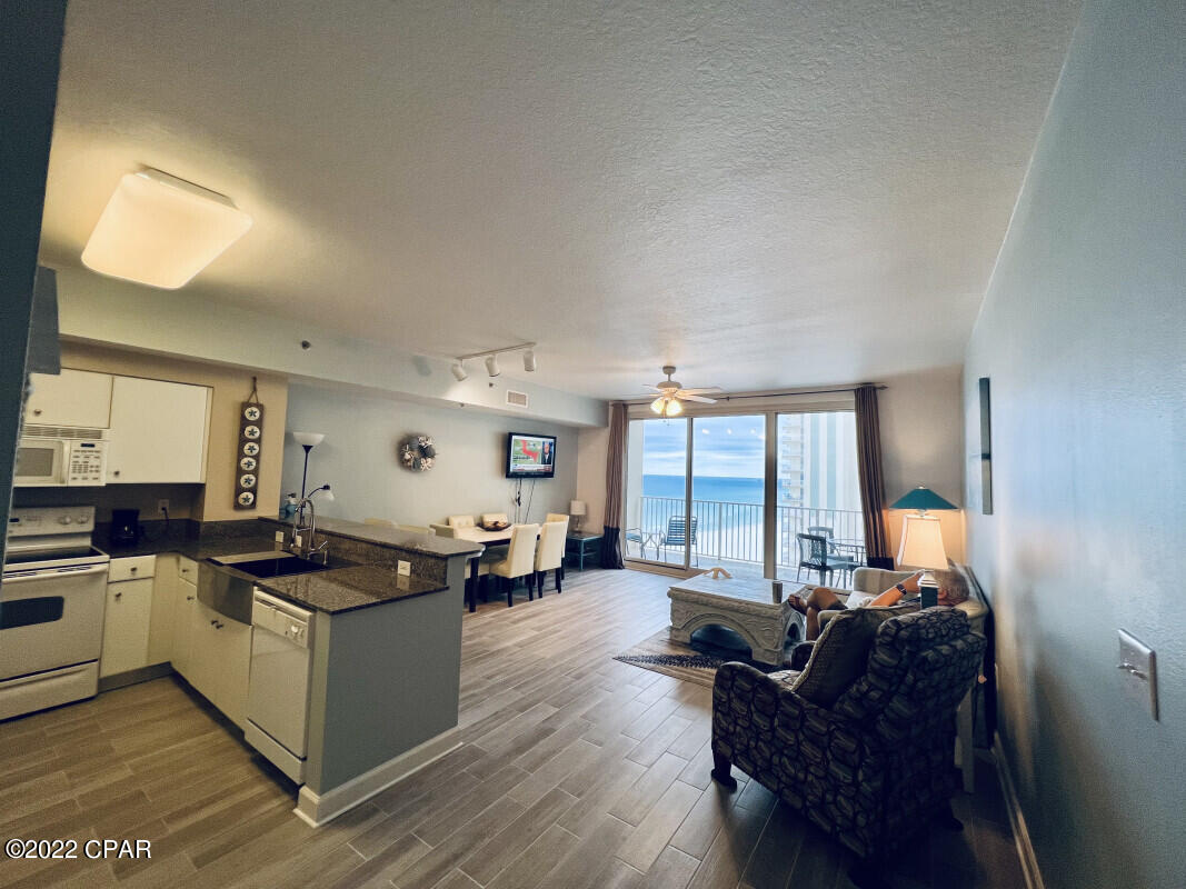 Shores Of Panama - Residential