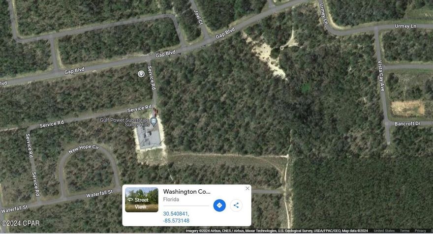 Great price for a COMMERCIAL lot (.573 ac) near Gap Lake, zoned for a multitude of different business types. A service road runs down the left side and across the back of the lot for deliveries. Power lines are close by. Sunny Hills is starting to boom...get this one before it is gone! This seller owns 4 commercial lots in this area. All 4 are listed separately.