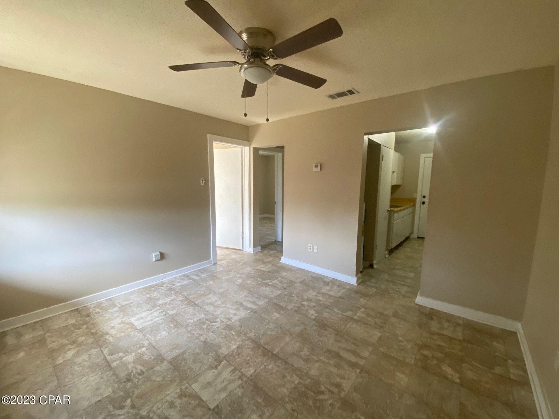 [No Recorded Subdiv] - Residential Lease