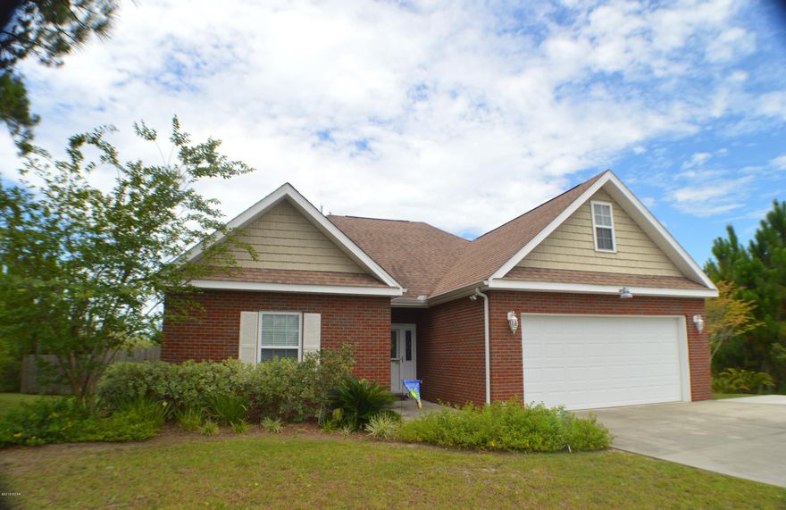 This Beautiful 1 Owner Home has been meticulously maintained & it's MOVE-IN READY! The Interior features high ceilings, 3 bedrooms, 2 baths, with a large bonus room above the 2 car garage & a Heated & Cooled Sunroom. The kitchen has a breakfast bar, beautiful hard wood cabinetry, All Stainless steel appliances, 3x6 Walk-in Pantry & its open to the expansive living/dining area. The Master Suite is spacious with 7'5''x10 walk-in closet, master bath has a double vanity and separate shower & large tub. There are 2 additional bedrooms, an additional full bath & bonus room which could be a 4th bedroom. The home also has a Security System! The Exterior is sure to impress; Fenced backyard, 19x23 Patio, beautiful landscaping & the extra wide driveway is perfect for RV Parking, there is even a 30amp Electrical Outlet conveniently located to the expanded driveway area. This home has been well maintained & its ready for its new owners! 
***ALL MEASUREMENTS APPROXIMATE, PLEASE VERIFY IF NEEDED***