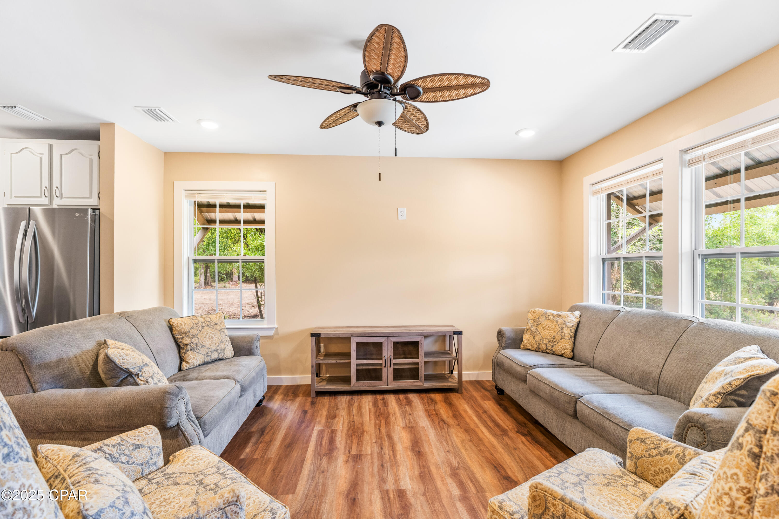 Tung Grove Ests 1st Sec - Residential