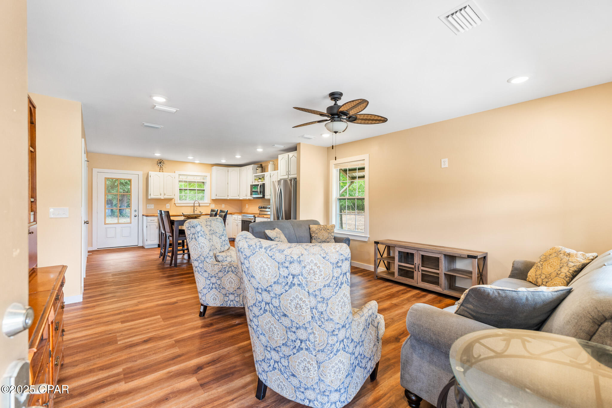 Tung Grove Ests 1st Sec - Residential