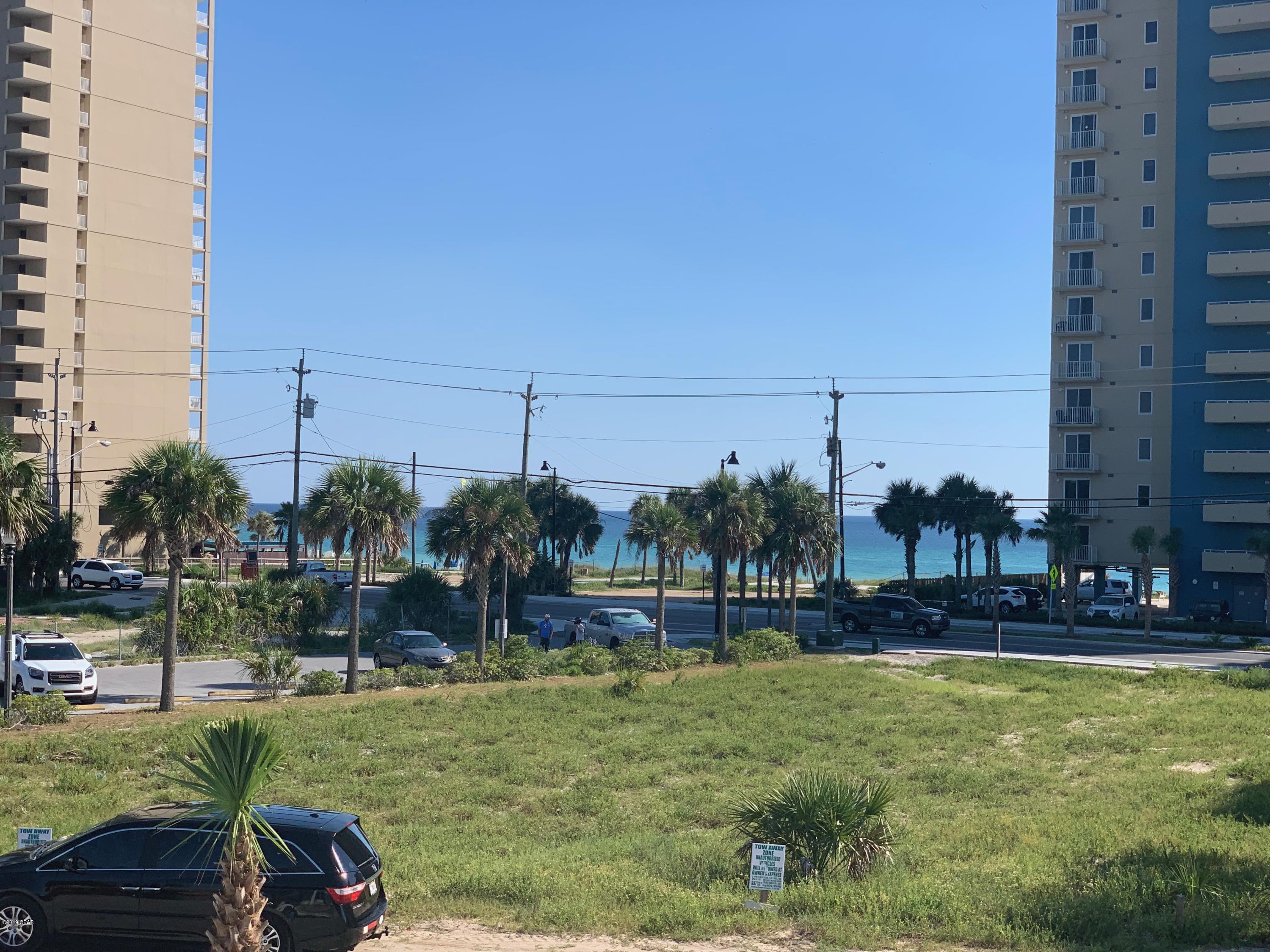 Long Beach 3rd - Residential