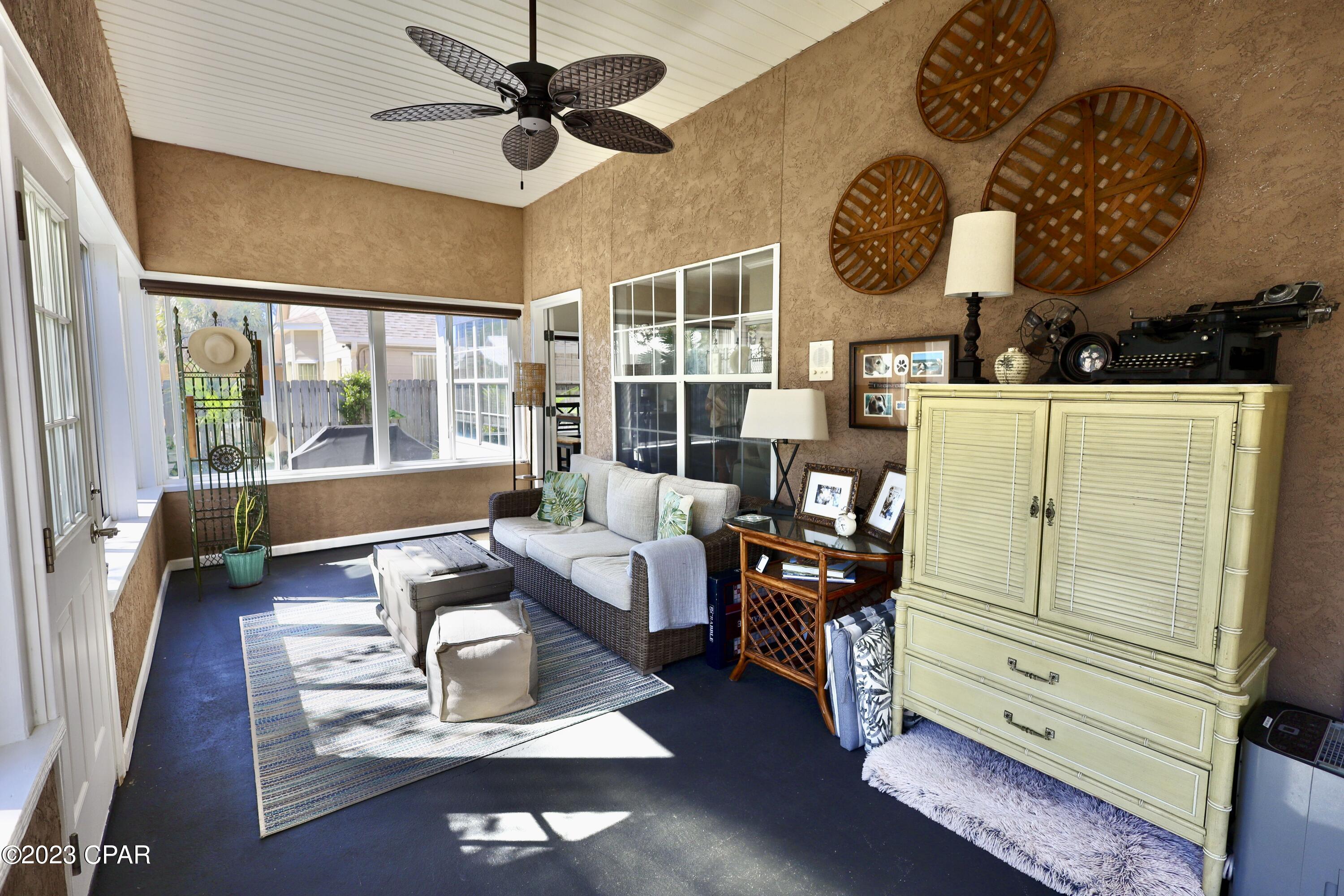 Seaclusion Beach - Residential