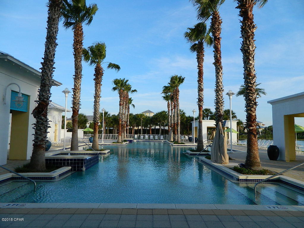 Carillon Beach Inn - Residential