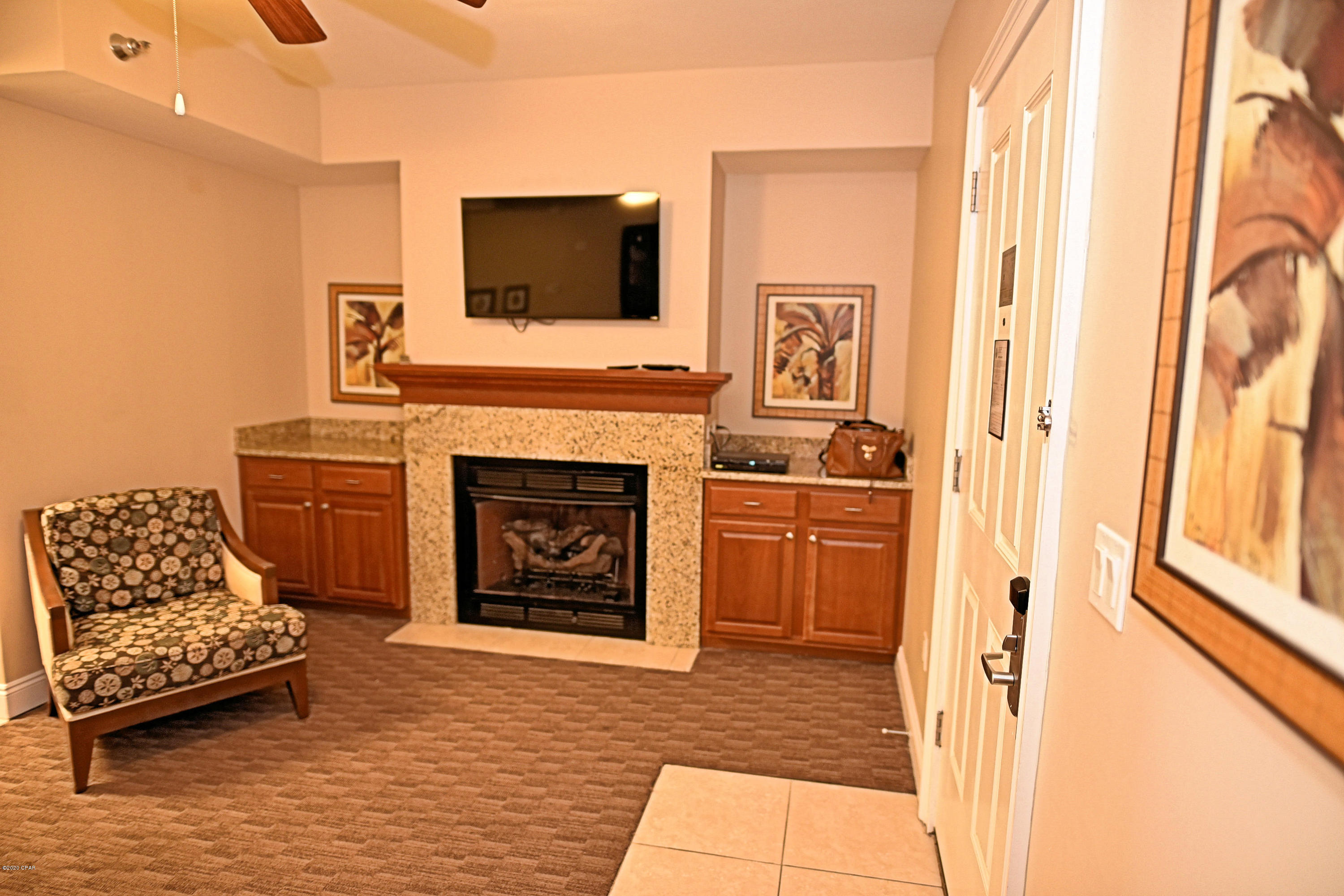 Carillon Beach Inn - Residential