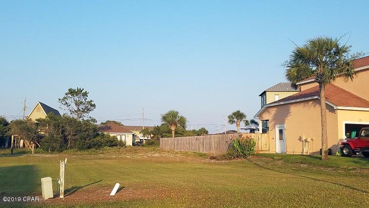 Jamaican Lake - Land