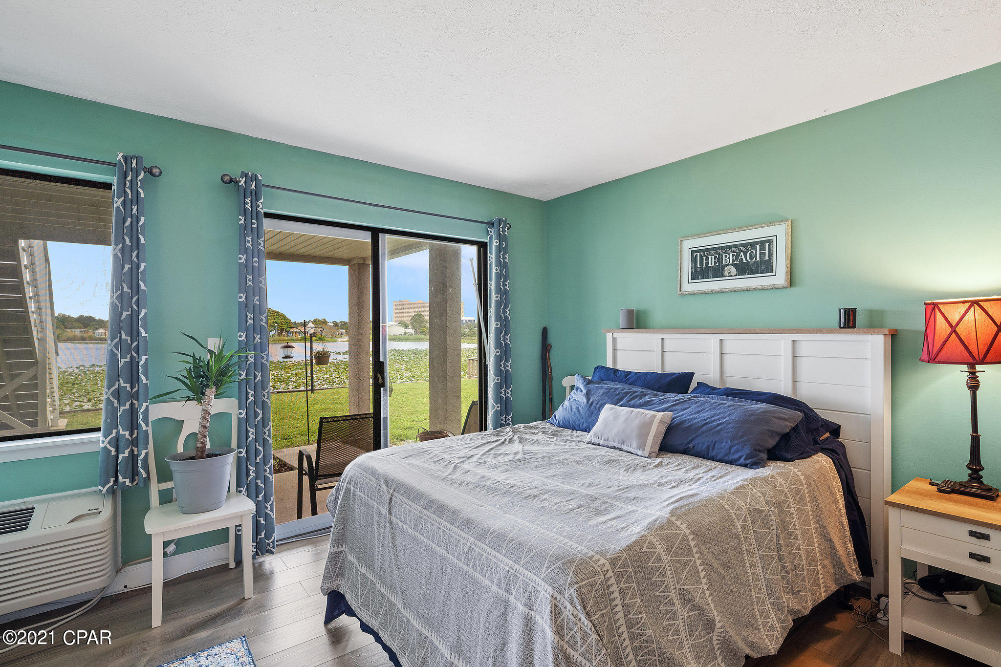 Lullwater Beach - Residential