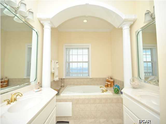 Pelican Bay - Residential