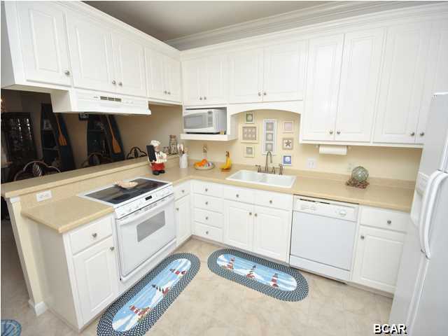 Pelican Bay - Residential