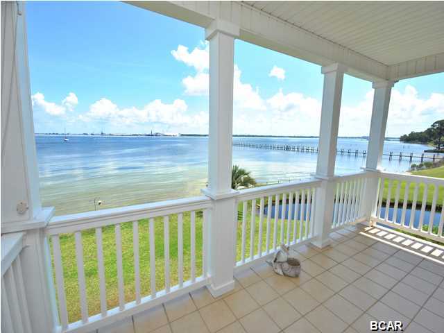 Pelican Bay - Residential