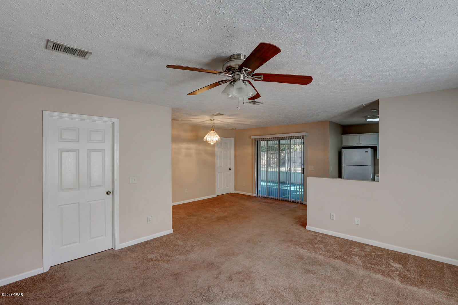 Pine Tree Place Unit 1 - Residential