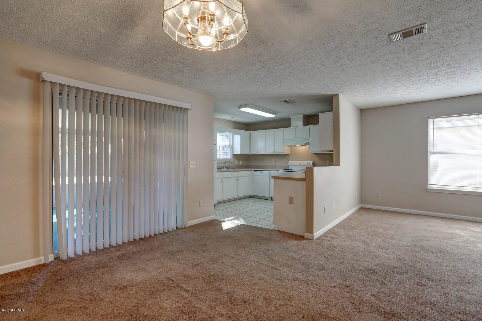 Pine Tree Place Unit 1 - Residential