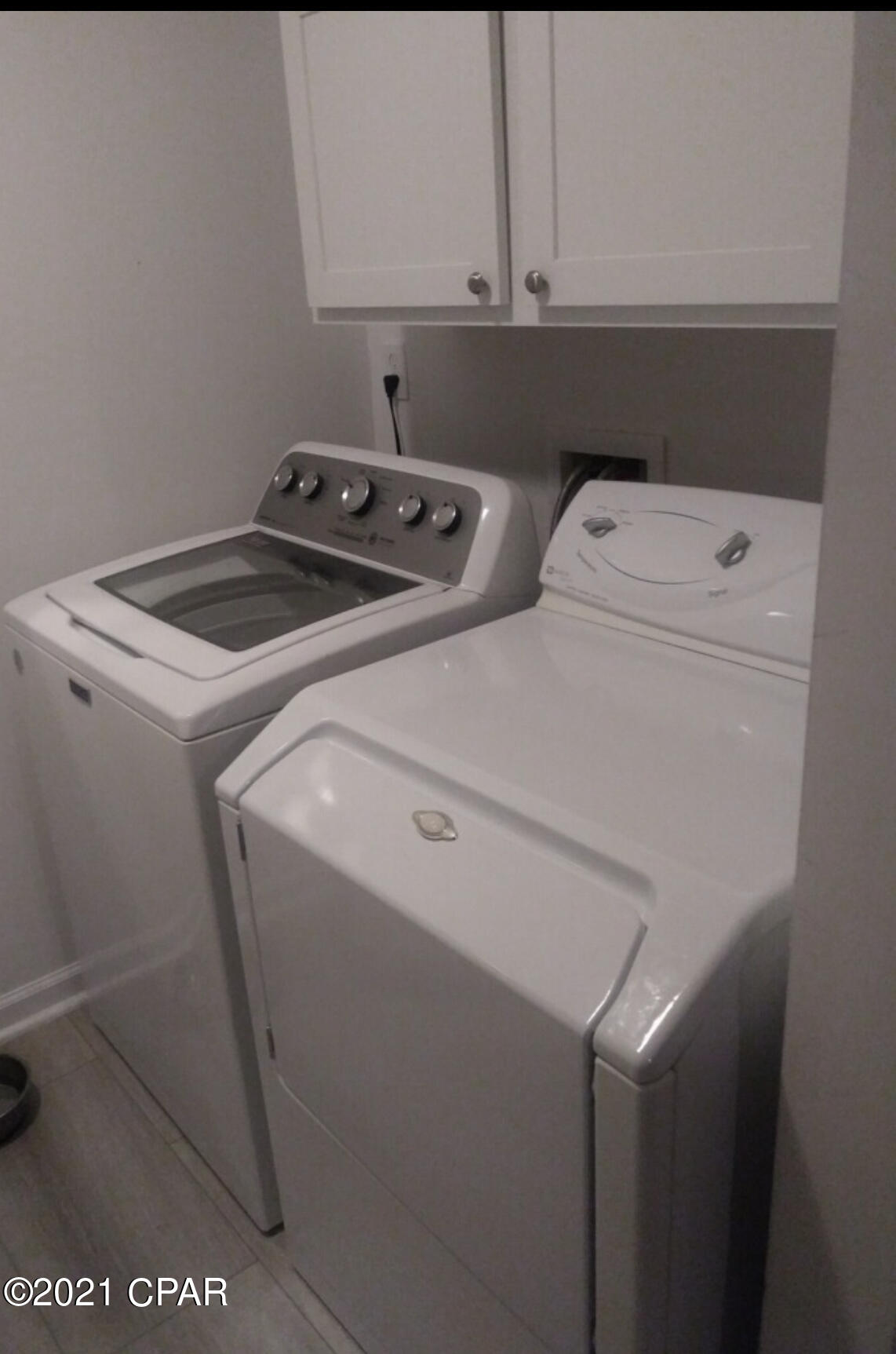 Cedar Cove Apts - Residential