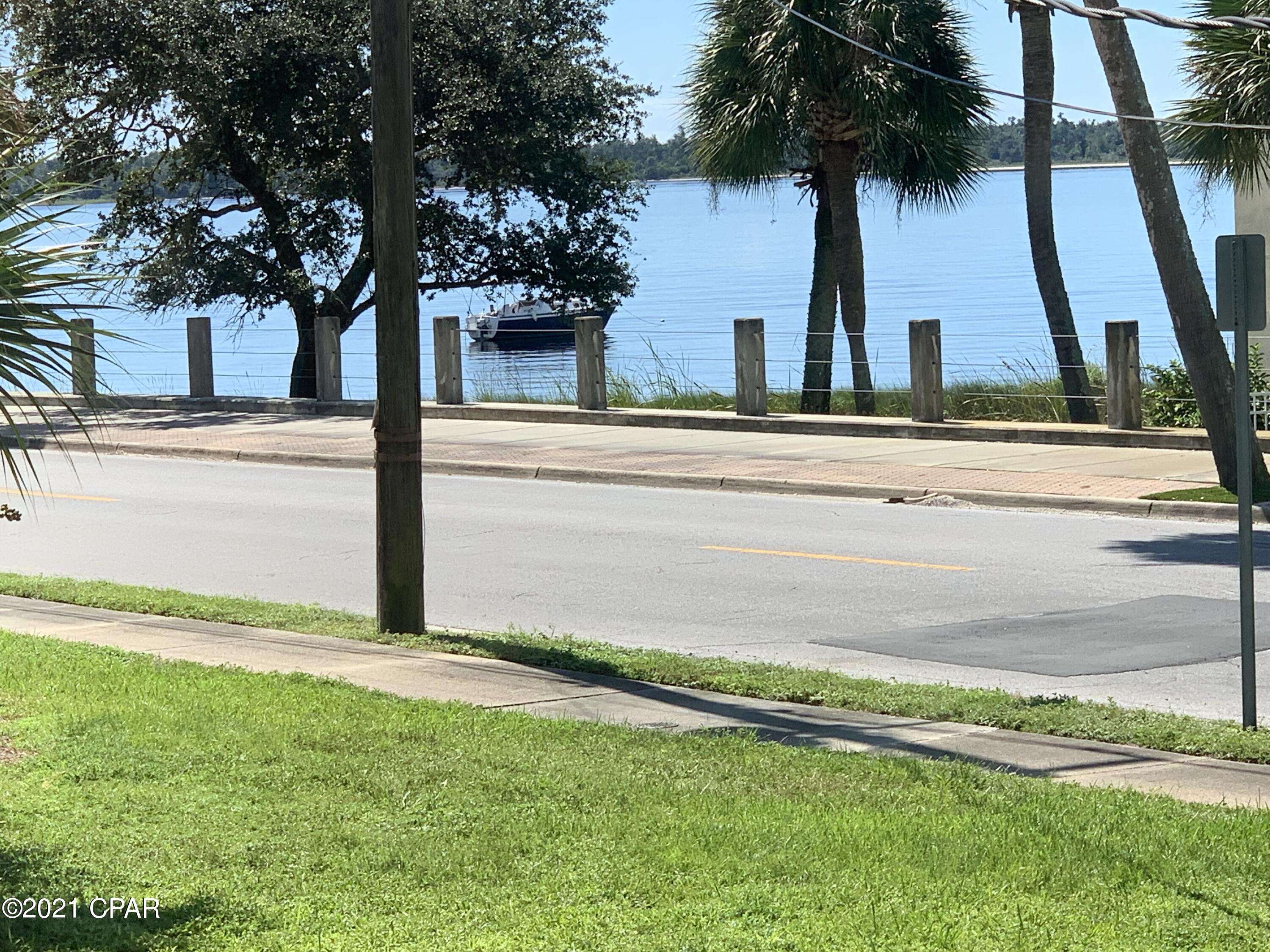 Cedar Cove Apts - Residential