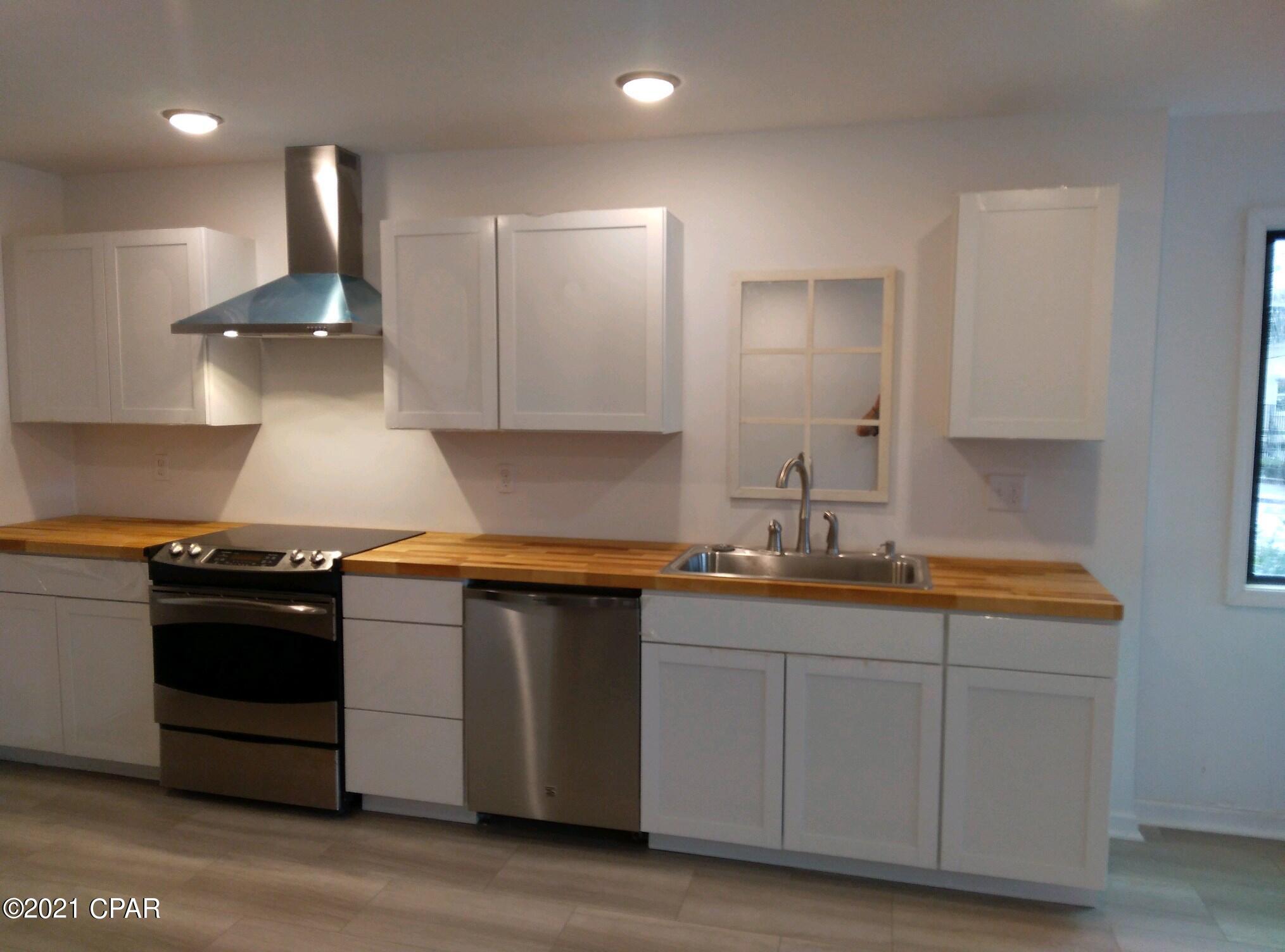 Cedar Cove Apts - Residential