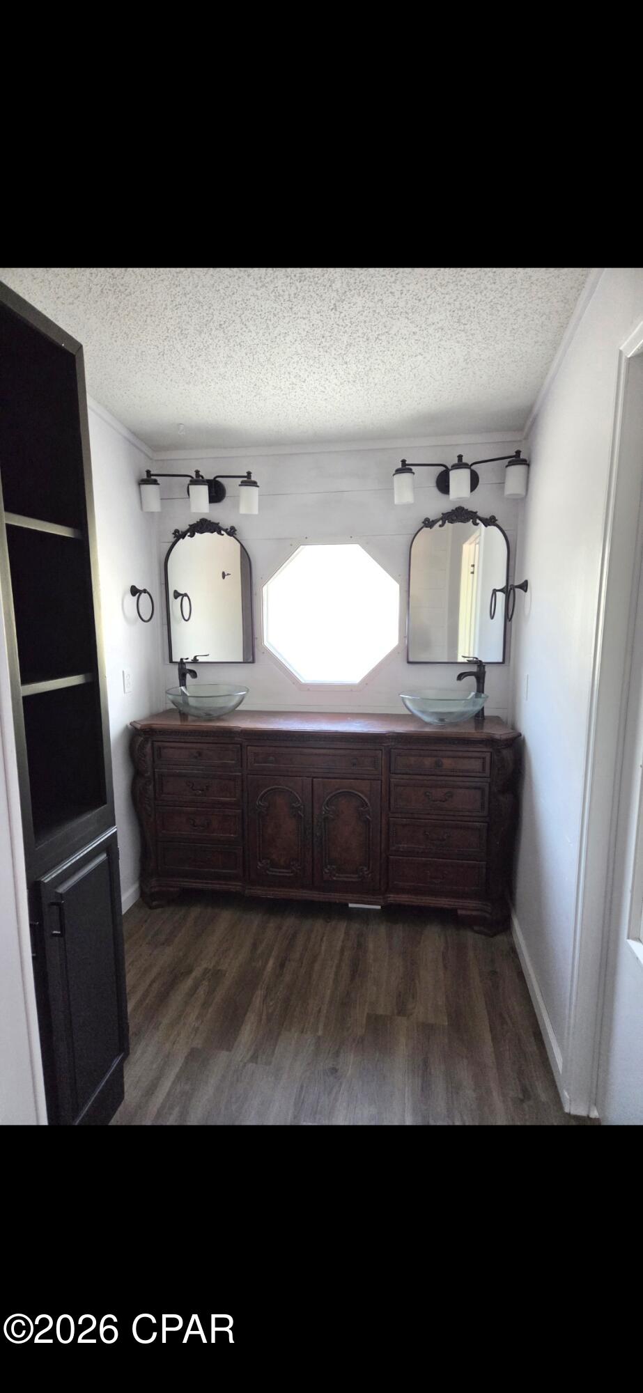 Kingswood - Residential