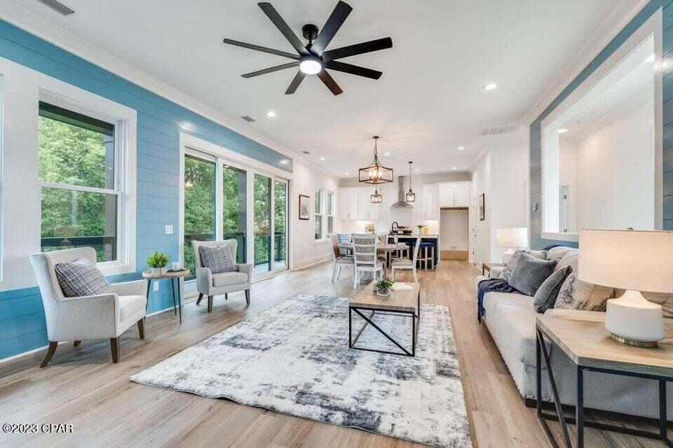 Laguna Beach 8th Add - Residential