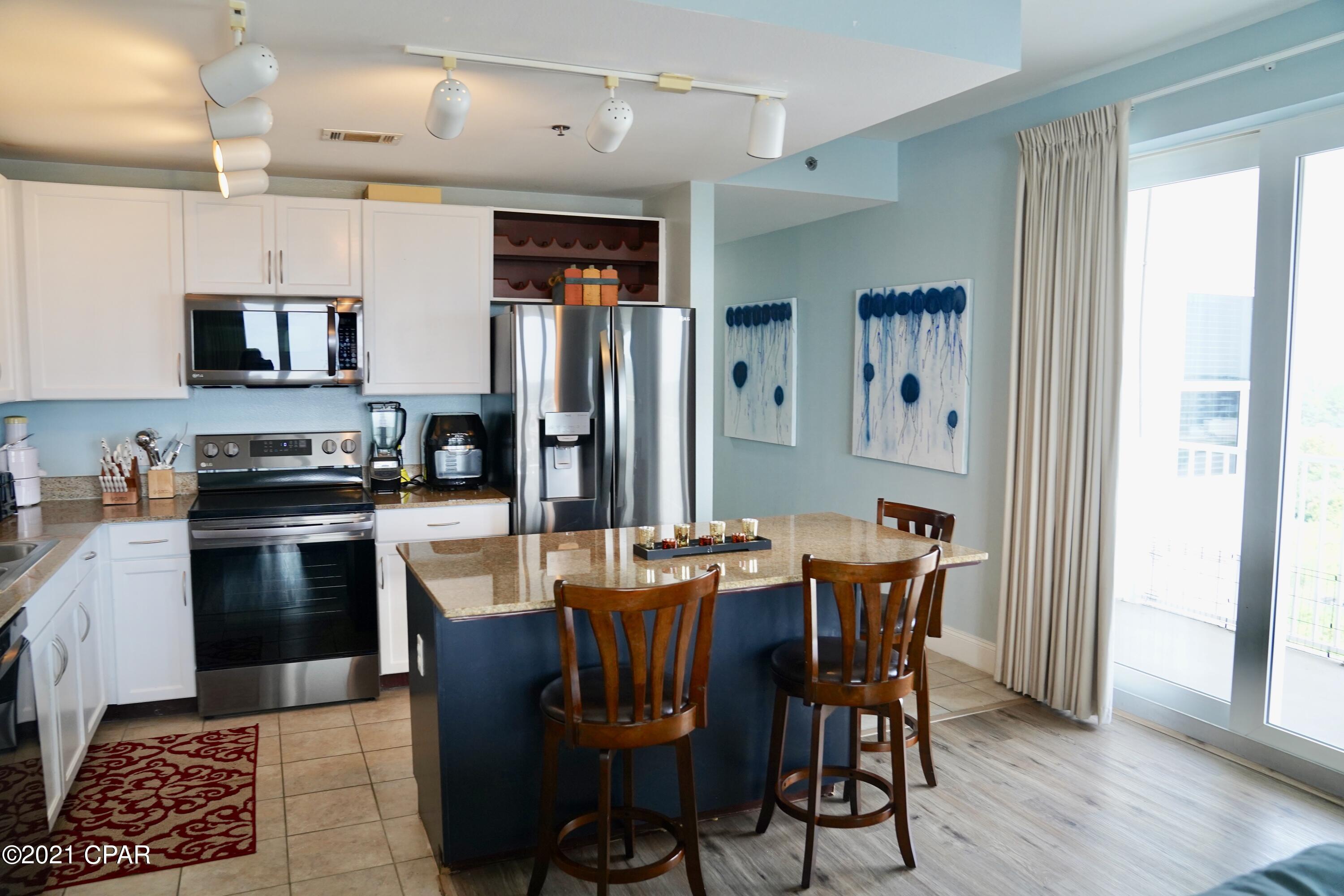 Laketown Wharf - Residential