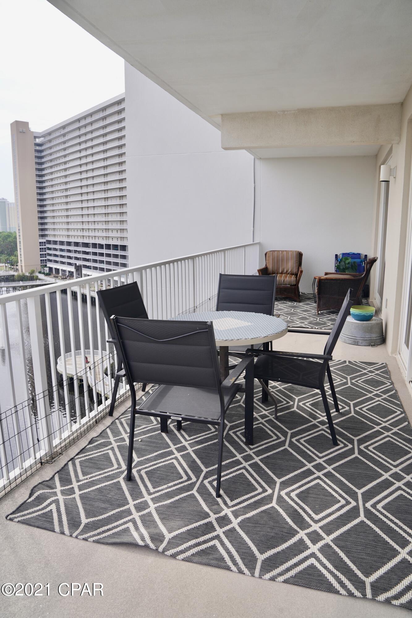 Laketown Wharf - Residential