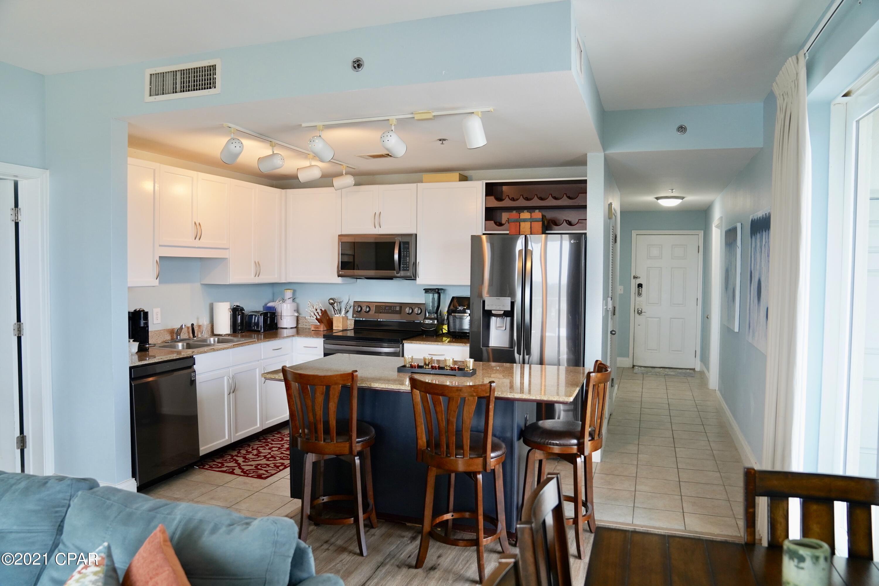 Laketown Wharf - Residential