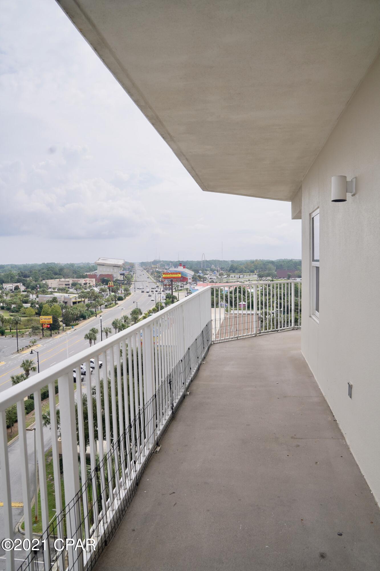 Laketown Wharf - Residential