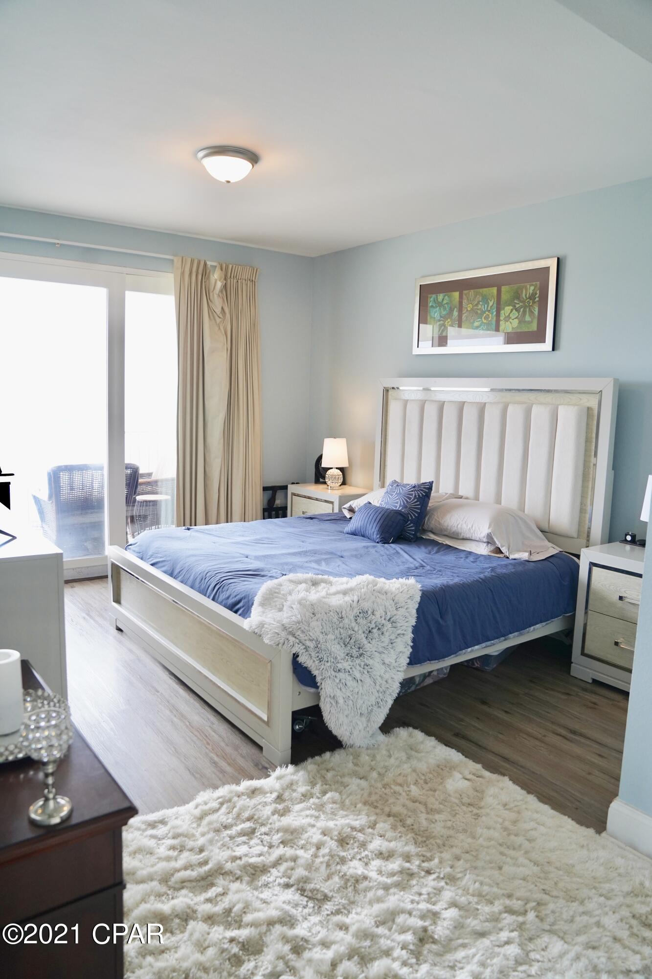 Laketown Wharf - Residential