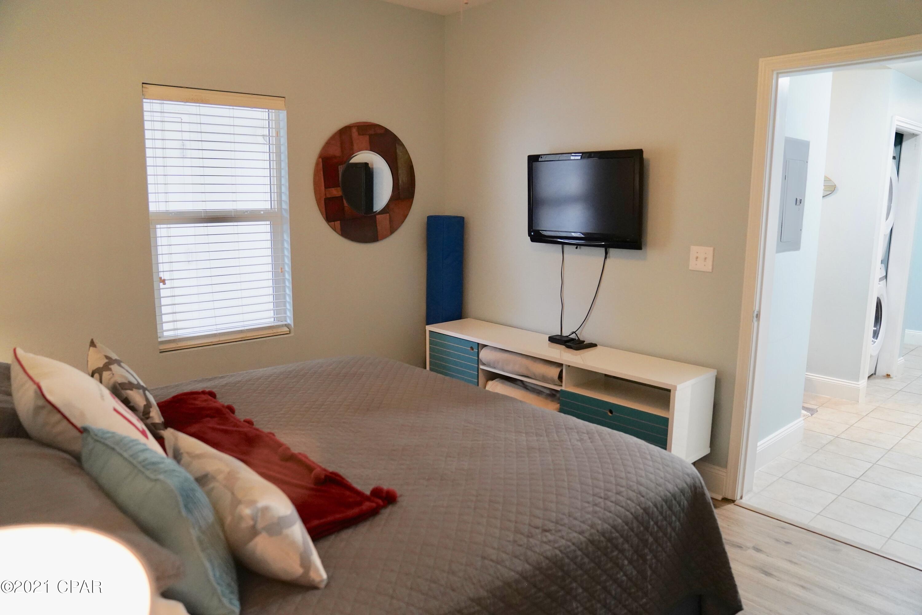 Laketown Wharf - Residential