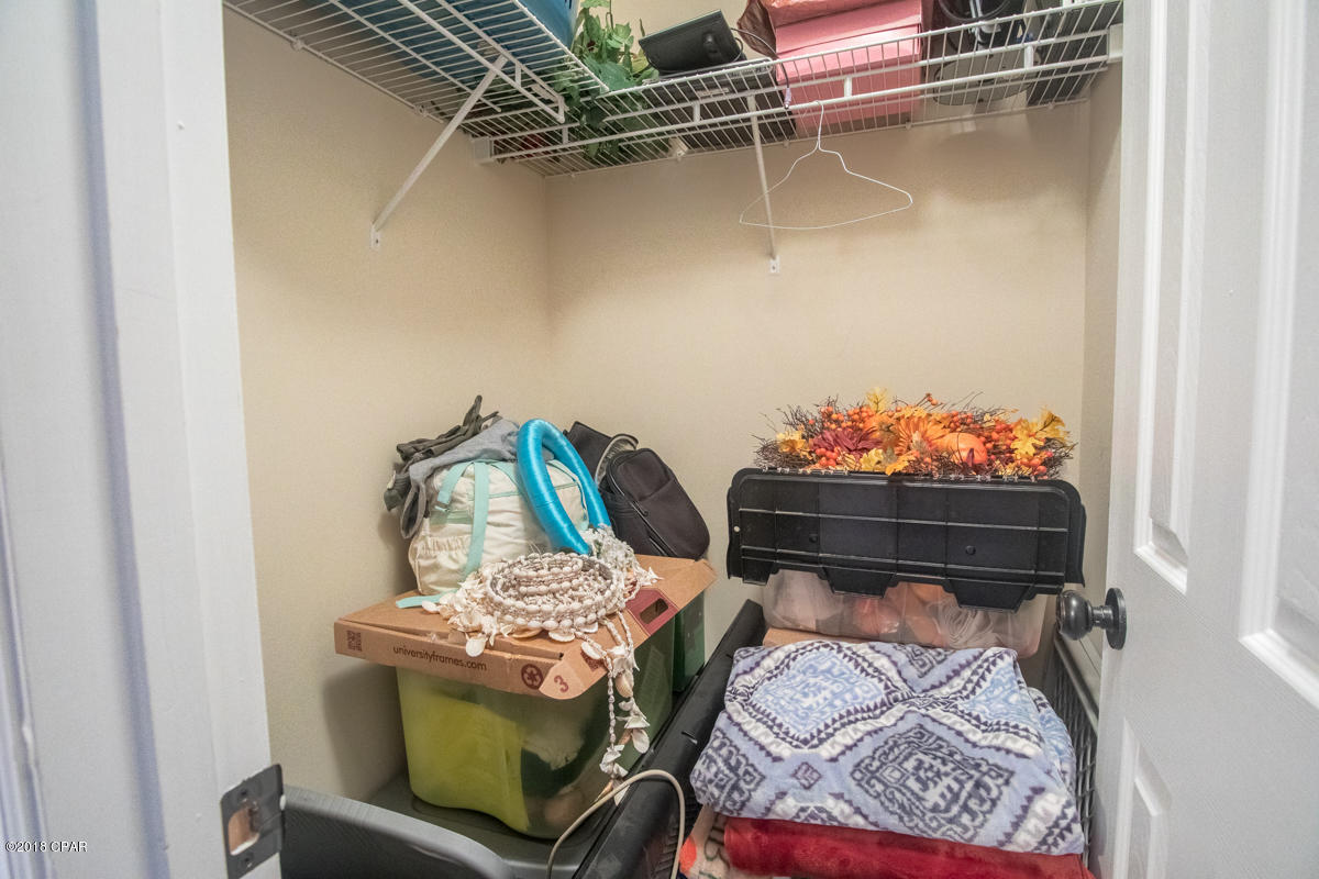 Oakcrest - Residential