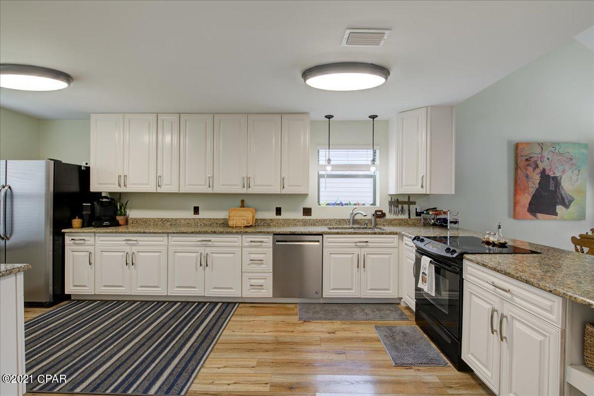 Belaire Estates U-6 - Residential