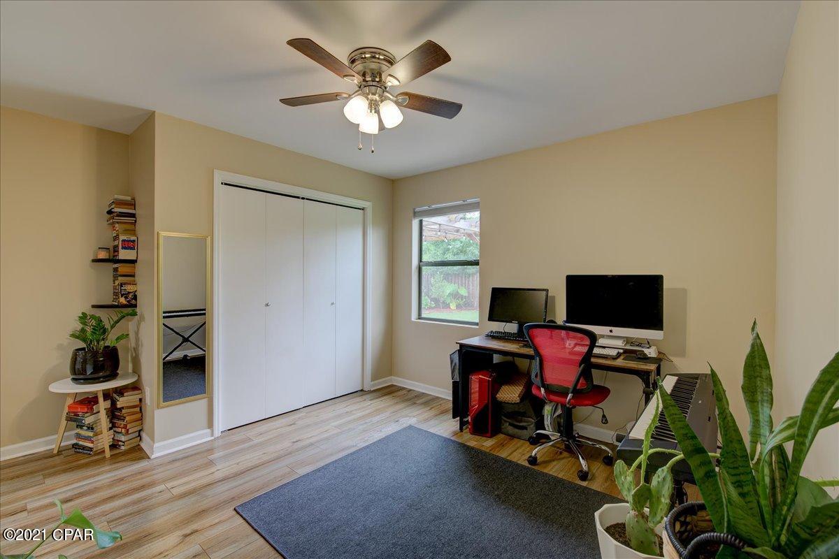 Belaire Estates U-6 - Residential