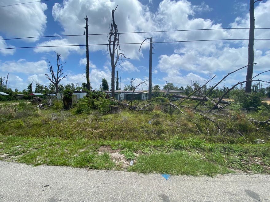 Over one acre in Callaway close to East Bay and  less than 5 miles to Tyndall AFB. Zoned Multi-Family. There is an existing structure on the property. Enter at your own risk.