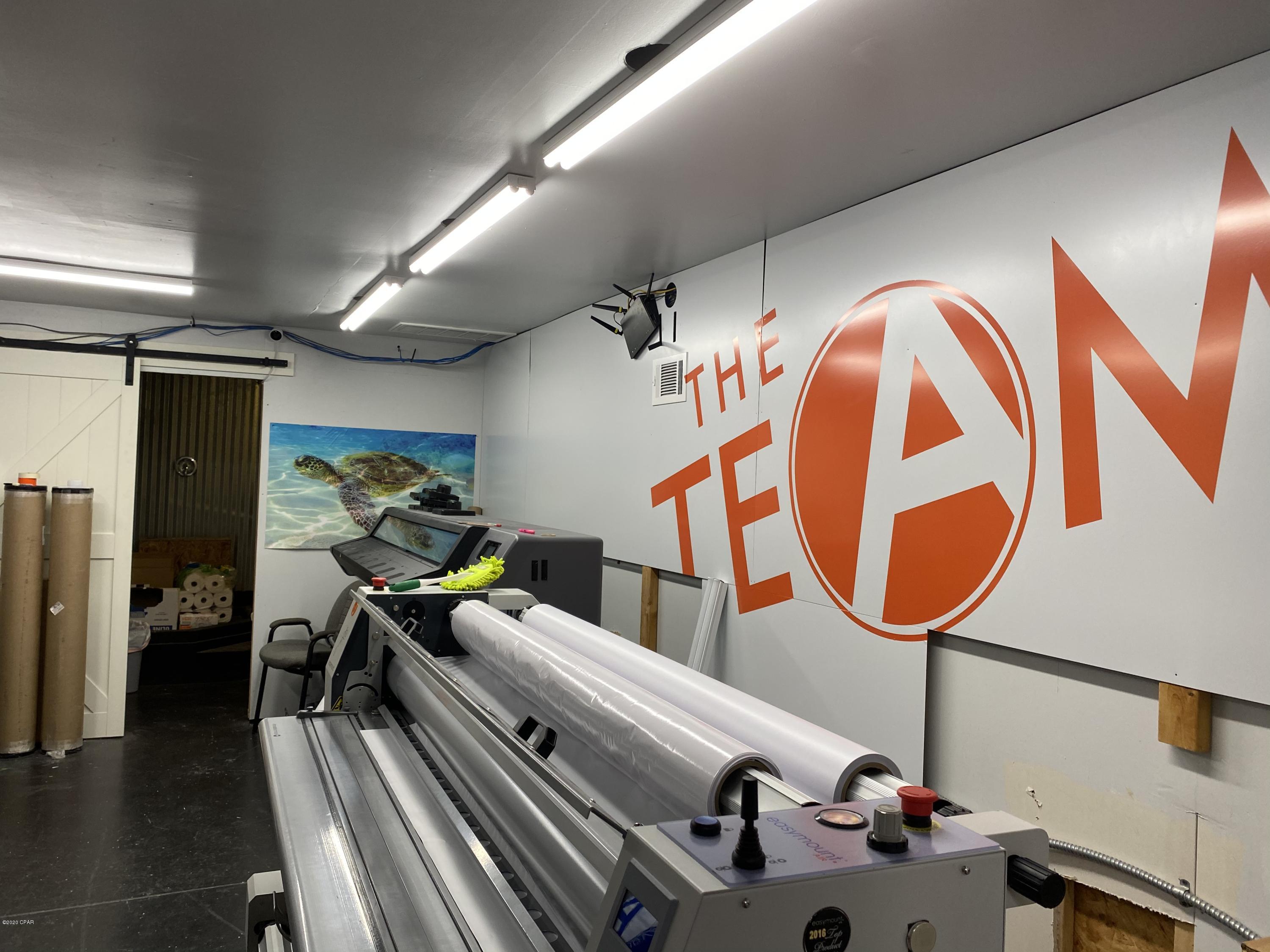 Mcelvey Commercial Park - Commercial Lease