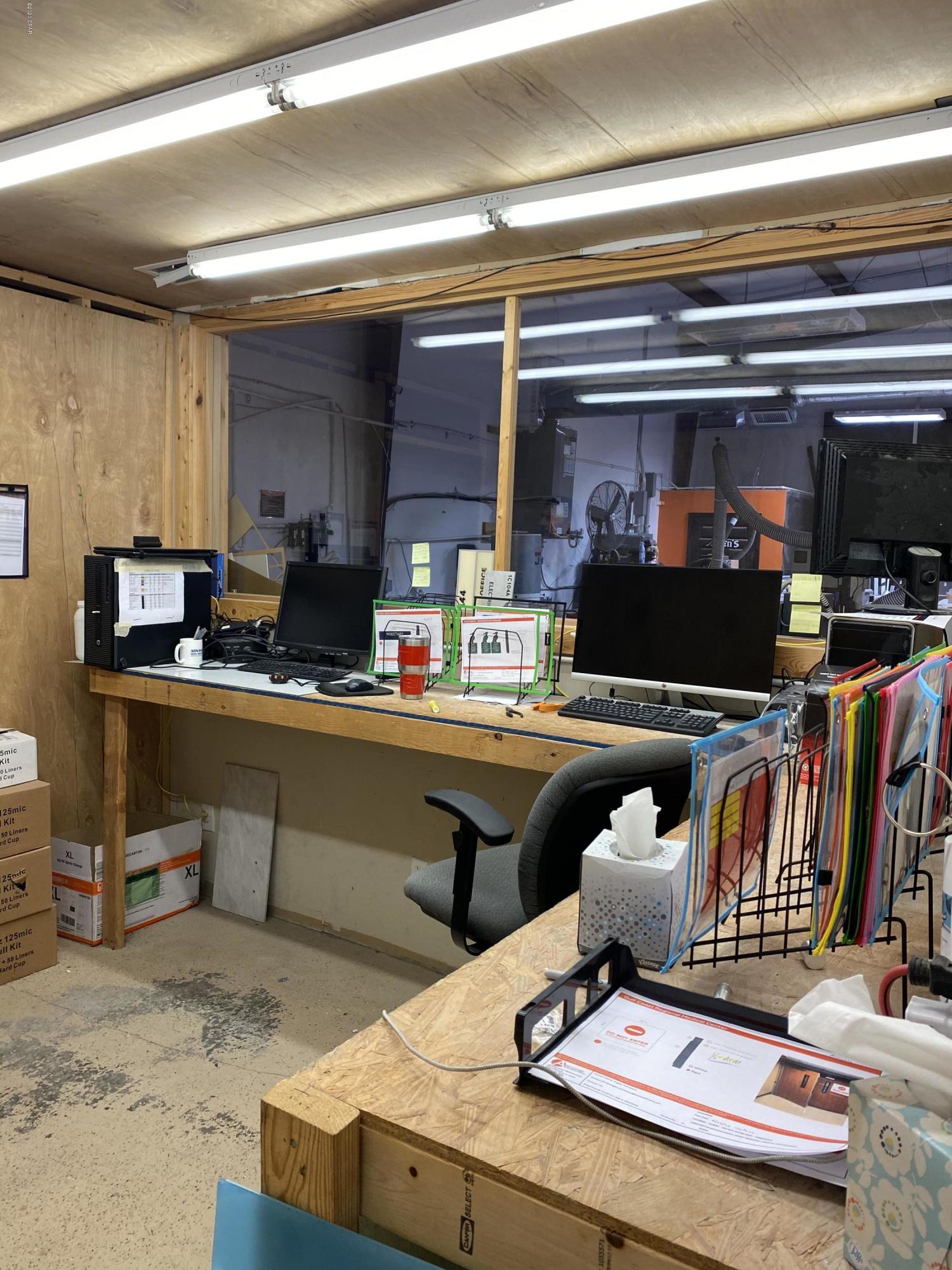 Mcelvey Commercial Park - Commercial Lease