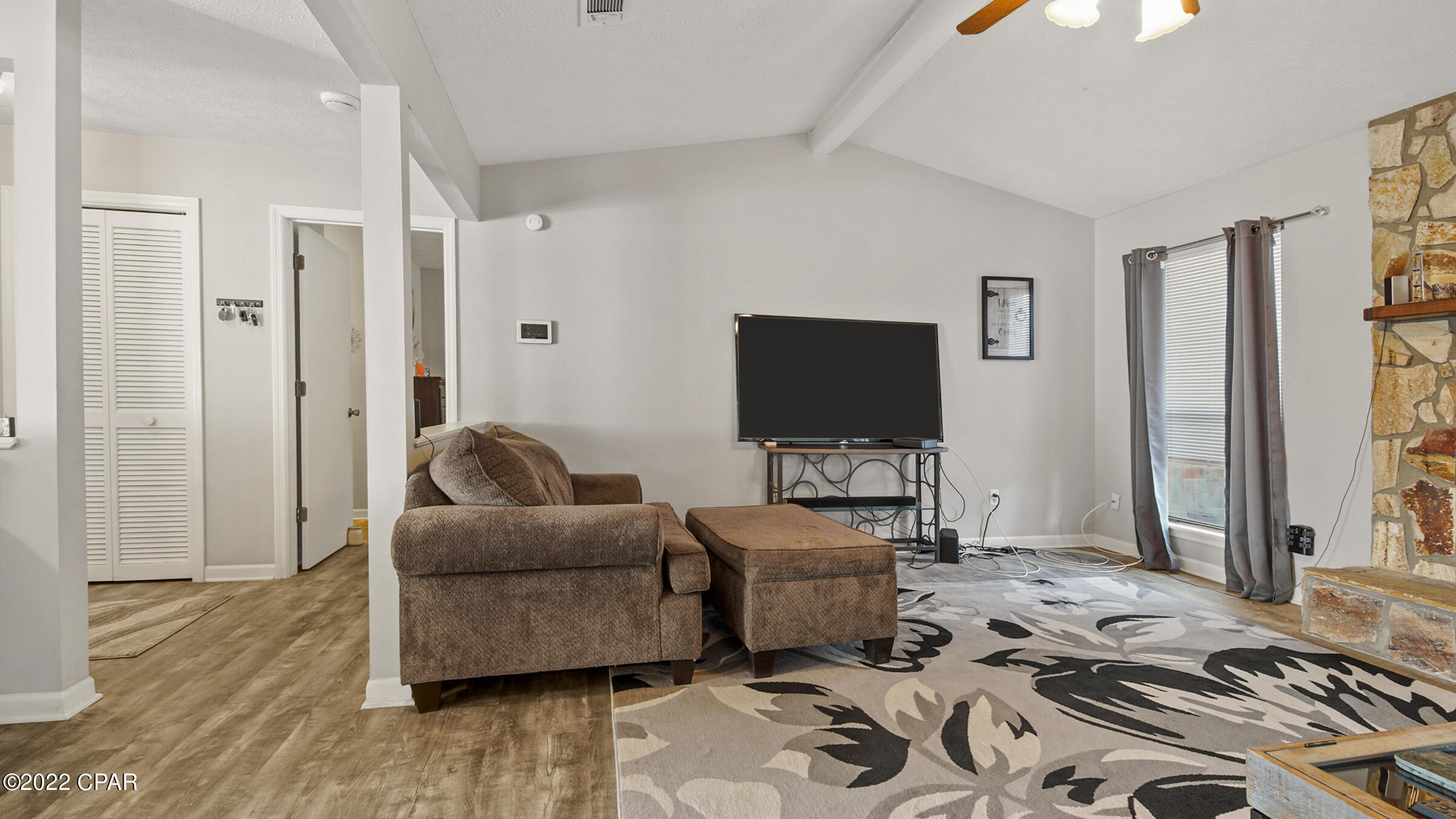 Shadow Bay Unt 3 & 4 - Residential