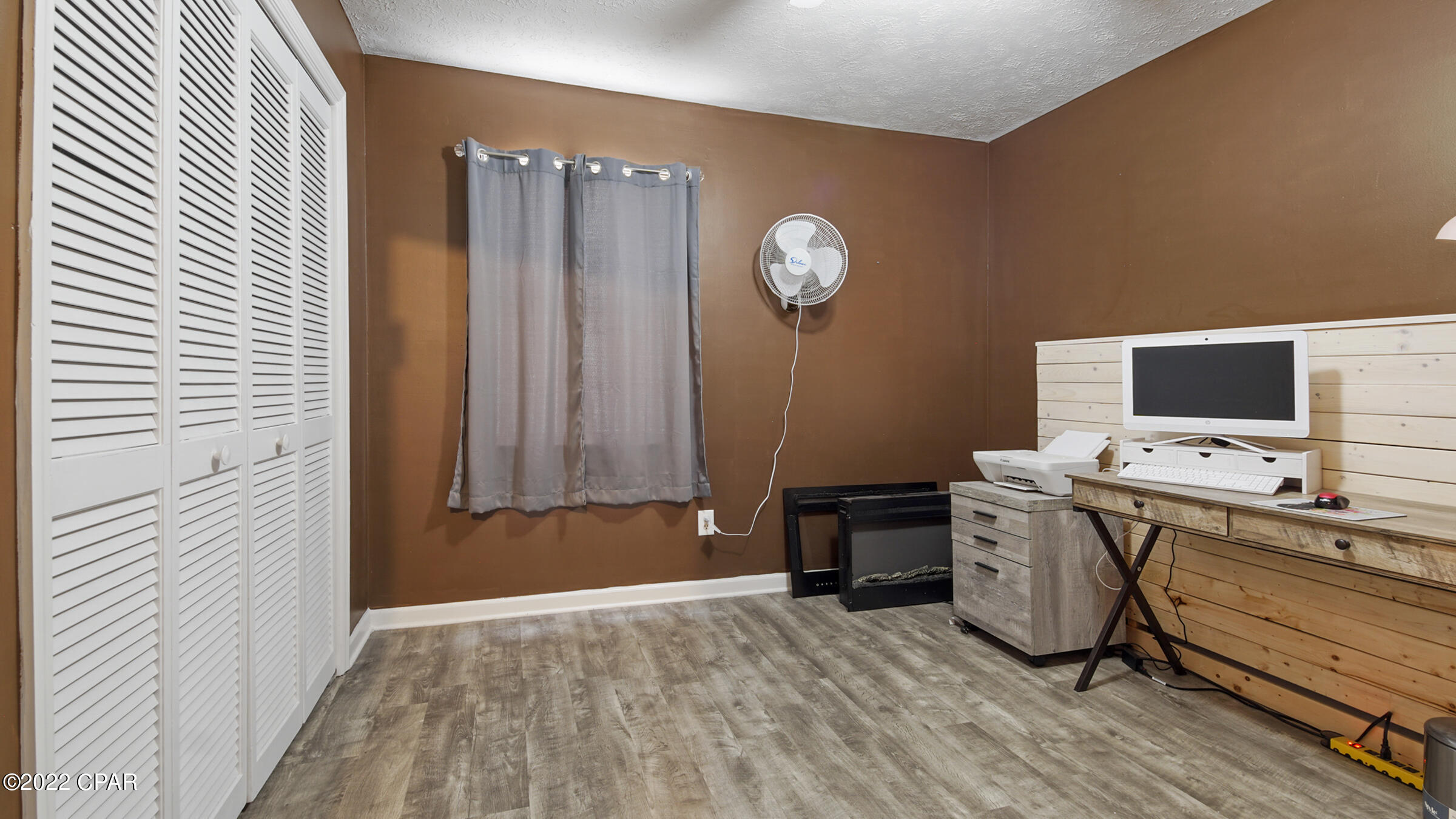 Shadow Bay Unt 3 & 4 - Residential