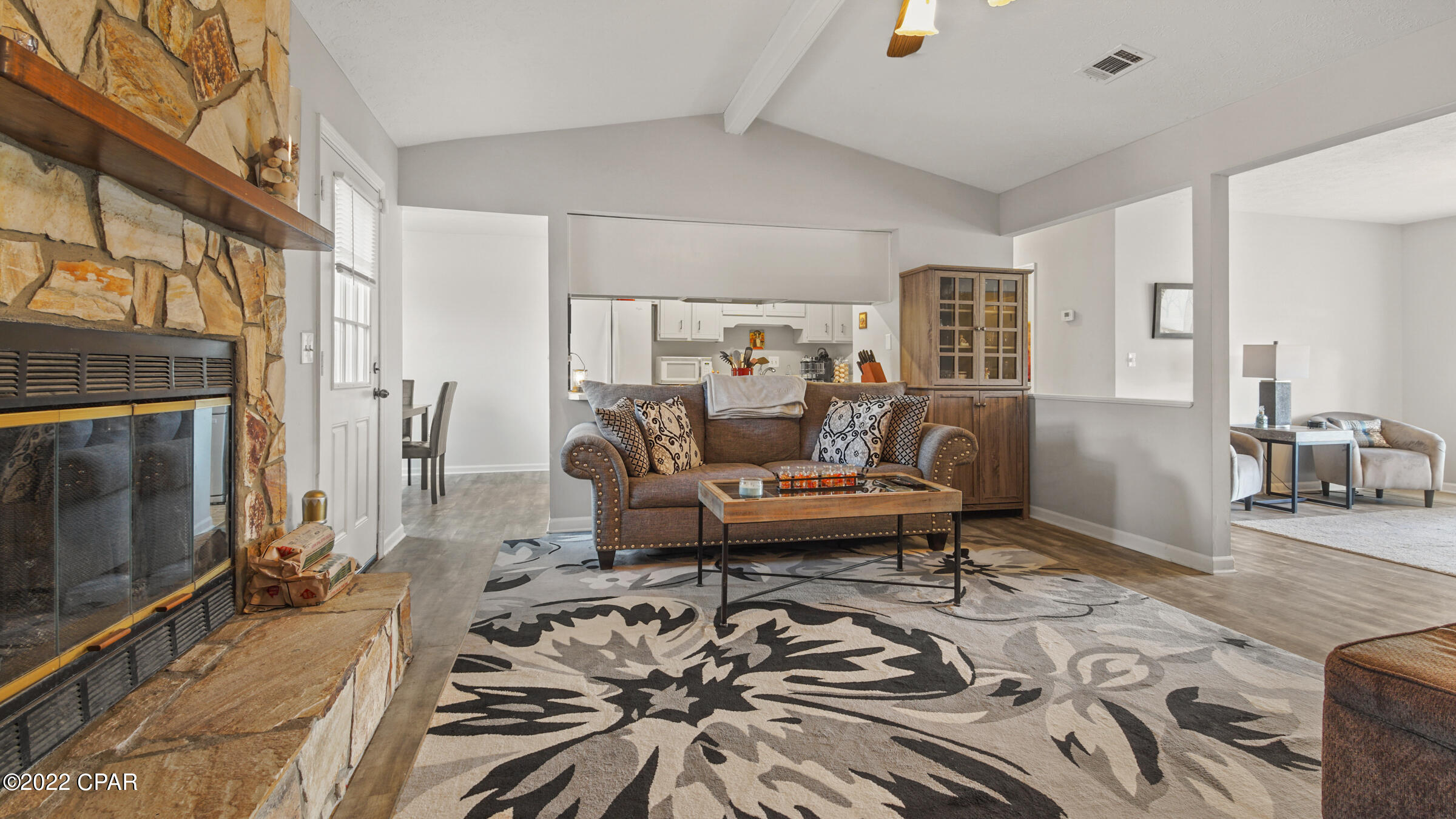 Shadow Bay Unt 3 & 4 - Residential