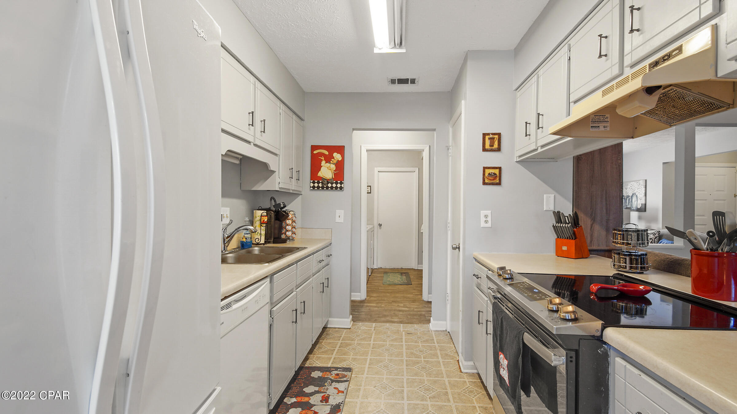 Shadow Bay Unt 3 & 4 - Residential