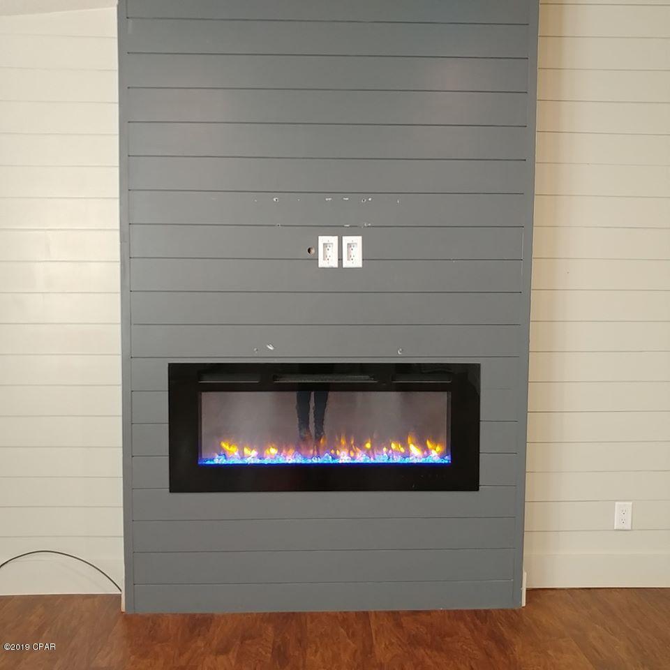 Oakwood Hills Unit 4 - Residential